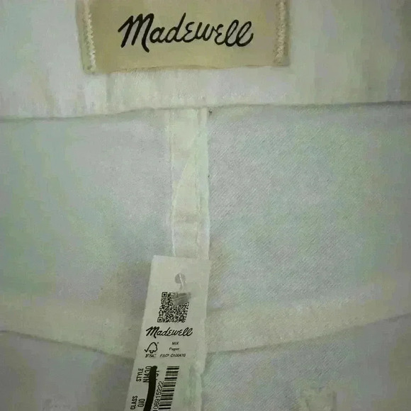 Madewell Petite Mid-Rise Kick Out Crop Jeans Pure White Size 31 Petite - Picture 6 of 9